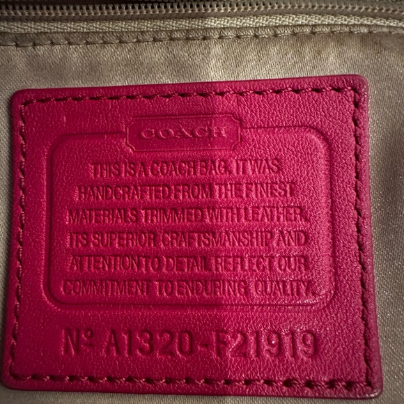 COACH Pink Women's Hand Bag - Picture 3 of 15